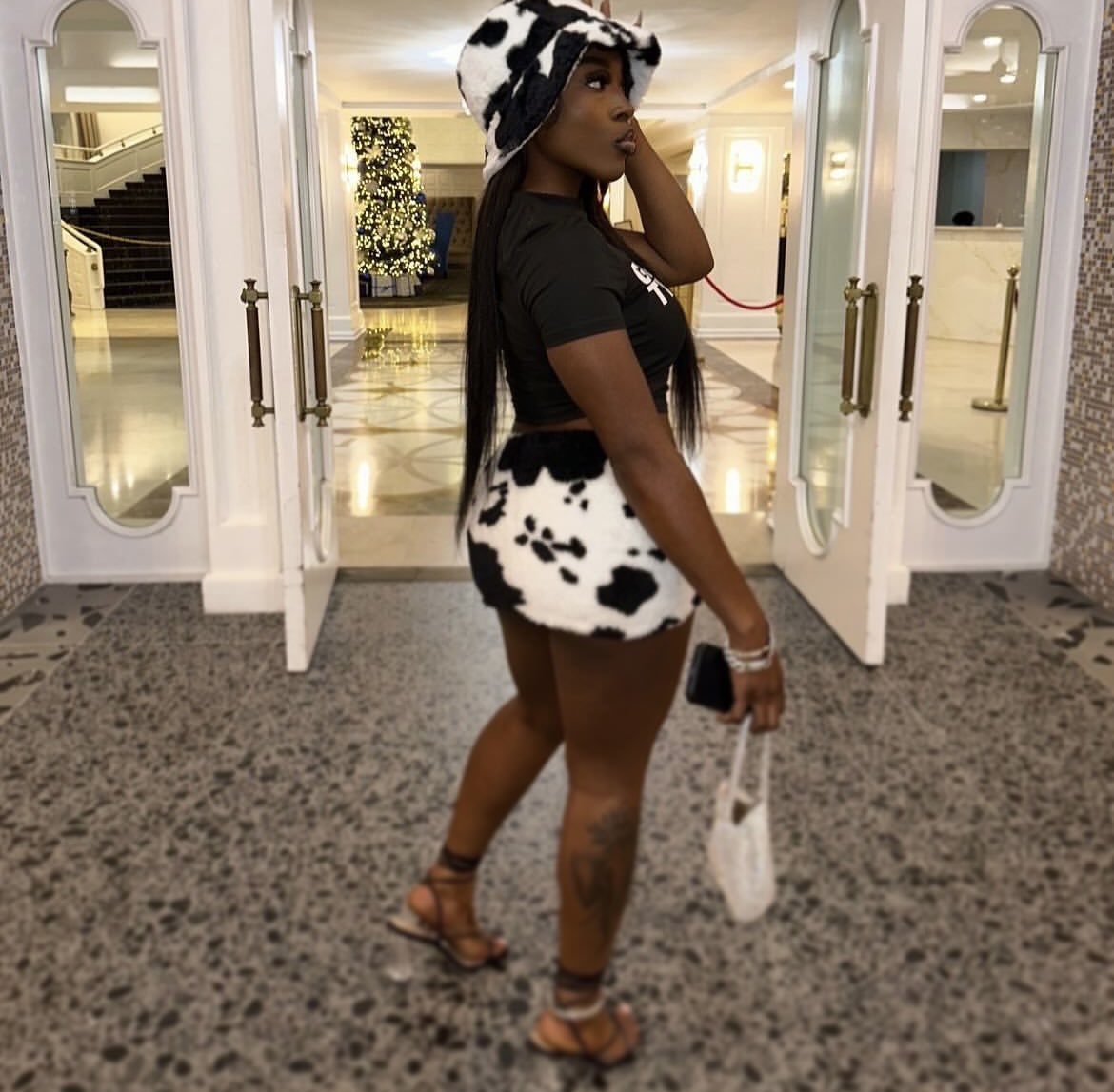 I’m everything I THINK I am 💭🖤