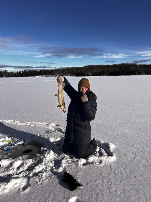 I caught a pike today! 2 hours on the lake and this was all we got but it was still fun! https://t.c