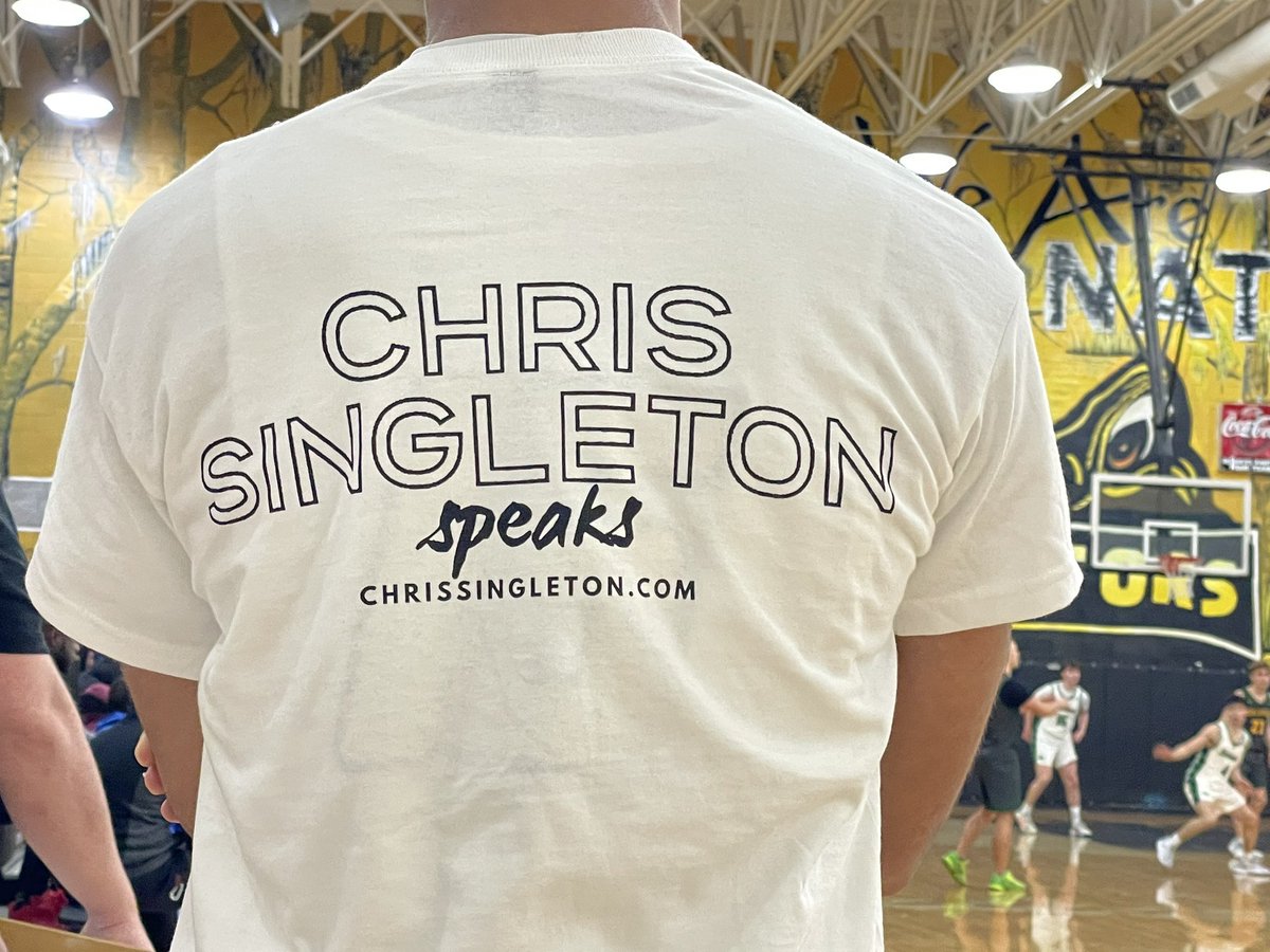 Goose Creek vs Georgetown here in the nightcap of the Singleton Legacy Showcase. The Gators lead 14-10 at the end of the 1st quarter. <a href="/CalebLangworth4/">Caleb Langworthy</a> <a href="/TaveionScottt/">Taveion Scott</a> <a href="/jaquellbrownSC/">Ja’Quell Brown</a> #PrepHoops #SwannysRoundballReview