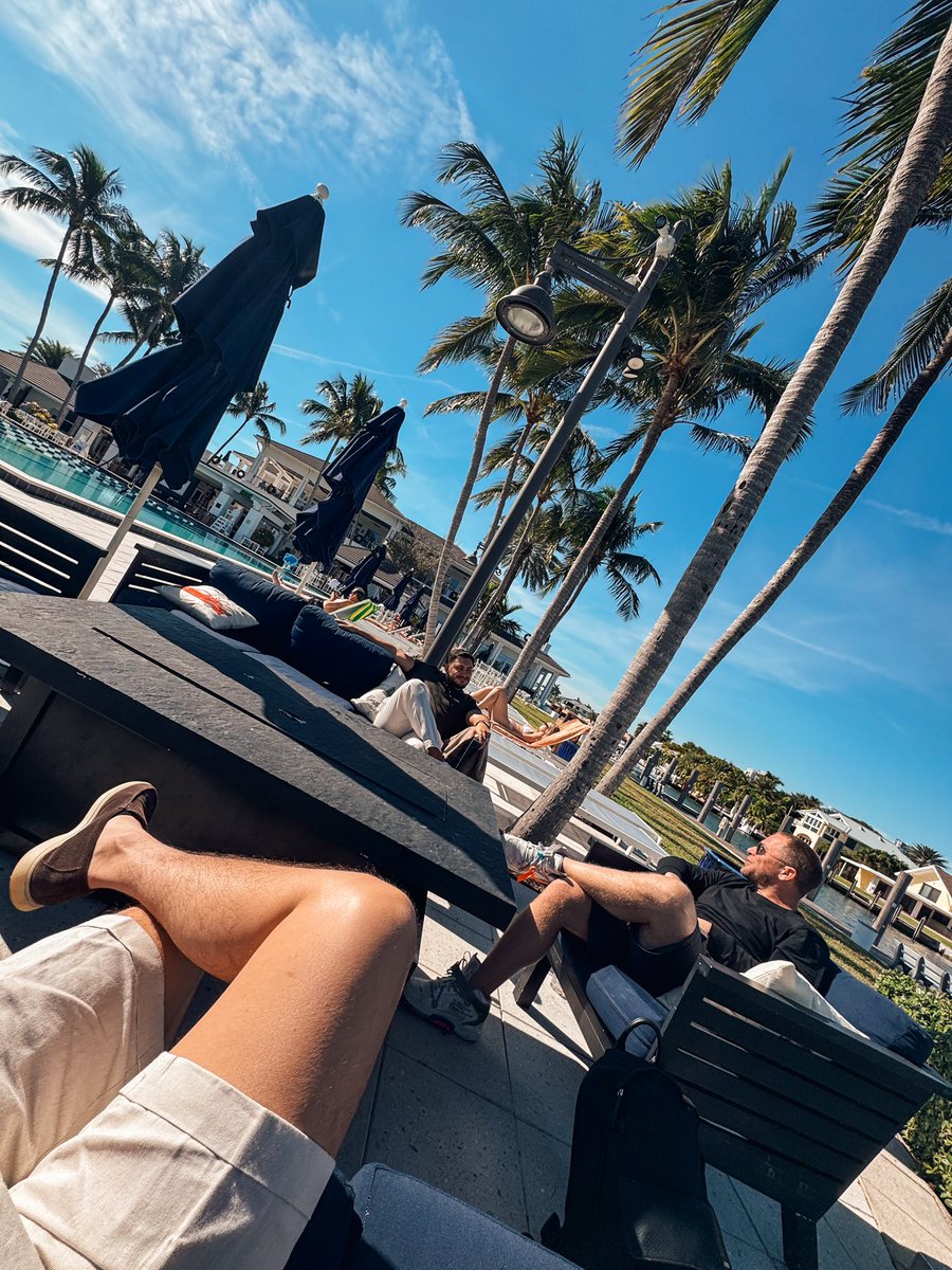 Weekend sessions with the lads 🏝️

 <a href="/aria_eth/">ARIA</a> <a href="/0xThaDream/">ThaDream L1 🇺🇸🔺</a>