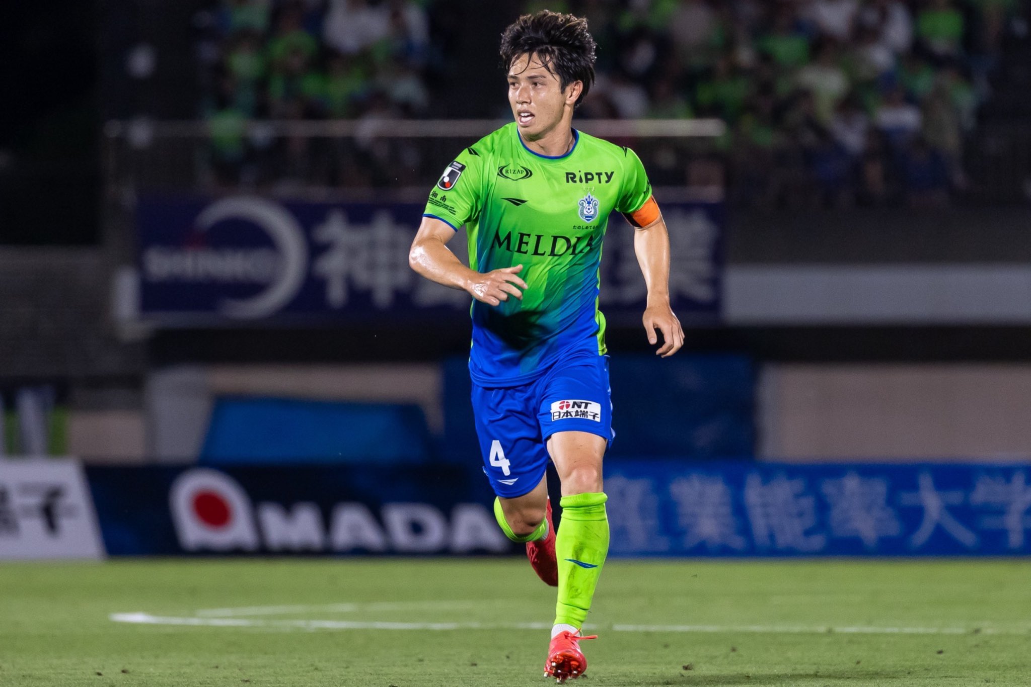 【湘南ベルマーレ】選手支給品 舘幸希選手ユニフォーム(上下) 湘南ベルマーレ】選手支給品 舘幸希選手ユニフォーム(上下