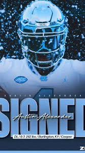 Special day as we are proud for our brother &amp; Tarheel! After a nice win today in the Scott Winter Classic, the fellas had to send our guy @AAlexander2025 out with positive vibes! Go get it Big Fella! #Family #TarHeelNation