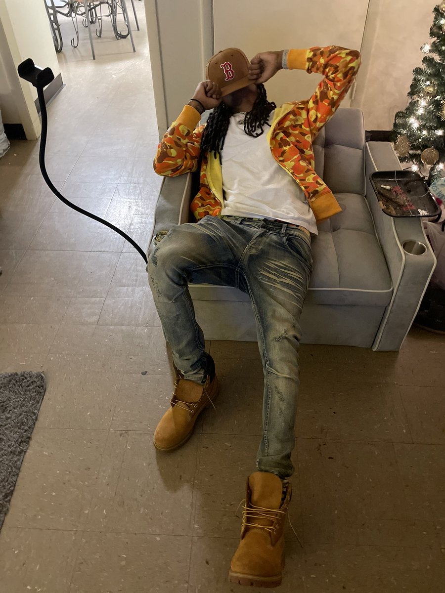 Ian doing no complaining 🍻