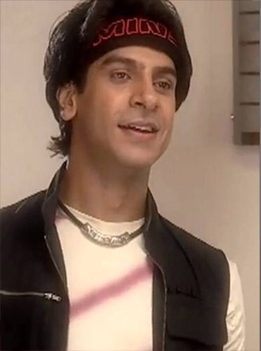 ferozmahmudzaki's tweet photo. From a side character in Remix (Indian drama) to a main character in @BiggBoss, he has come a long way. 🤍
WE LOVE KARANVEER MEHRA
@KaranVeerMehra #KaranVeerMehra #BBKingKaran #BB18 #BiggBoss18 #BiggBoss18onJioCinema #JantaKaLaadla #VoteForKVM #SupportKVM #KaranIsTheBoss https://t.co/MeRmWn5XfH