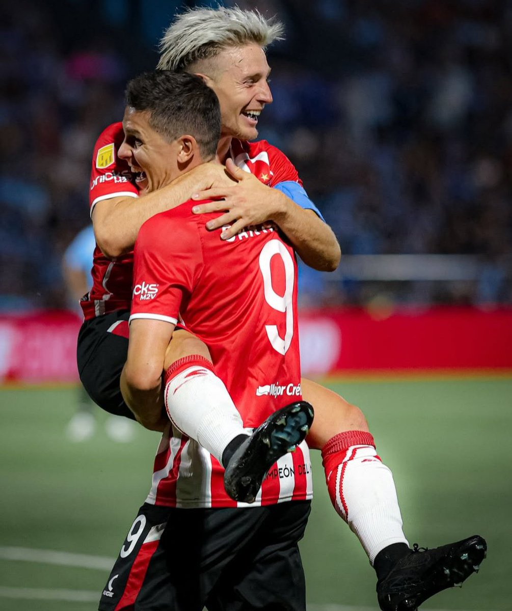 La final que jugaron estos dos muchachos por favor. Quédense a vivir 🥺