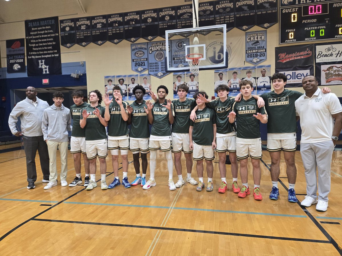 Happy birthday to my mom. Got you your 21 pts today. And 11 rebounds. And a Warriors Win. Double-Double birthday gift. #seahawkclassic <a href="/BasketballWCS/">WCS Basketball</a> <a href="/wcsmiami/">Westminster Christian School</a>