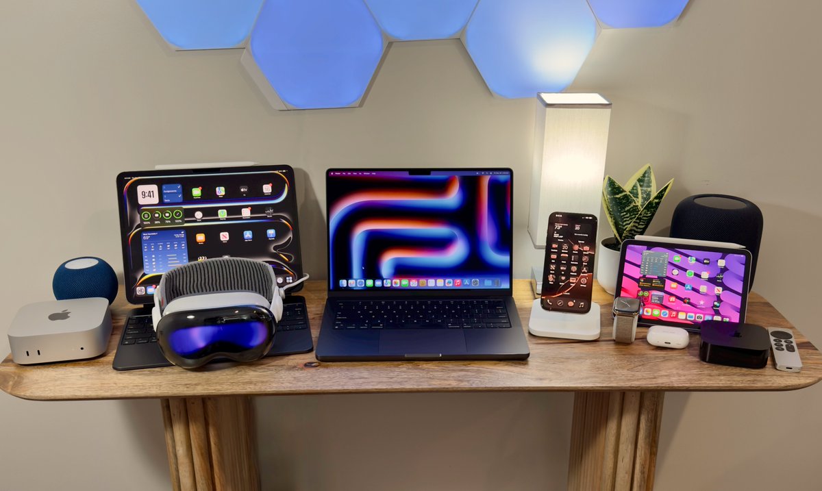 Apple at the end of 1994, 2004, 2014, and 2024