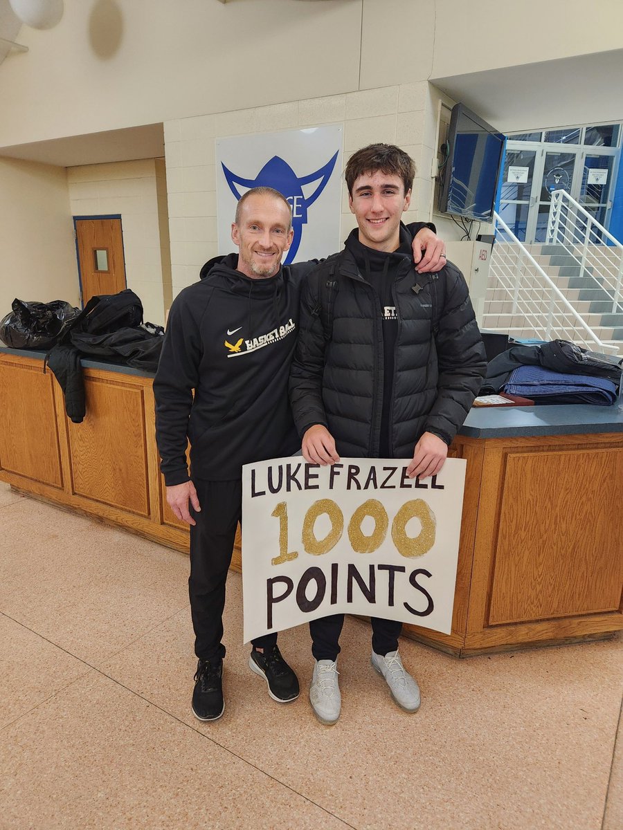 Congrats to Luke Frazell on scoring his 1000th point tonight! 111 of those points came this week 🏀🔥

Great player, great person, big things ahead for this young man!