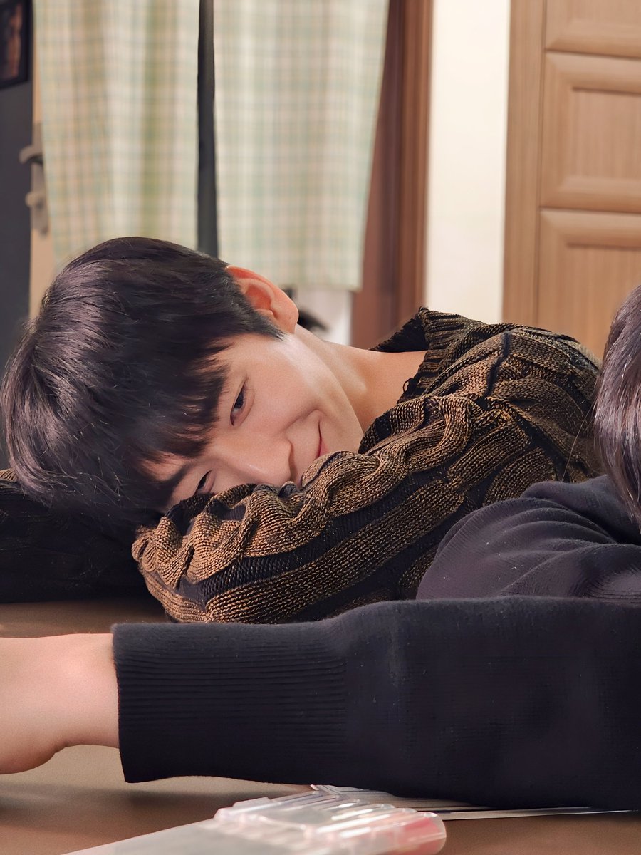 Sss_0fficial's tweet photo. ํ์ง์ ์ ์ฃ์ธ๊ฐ ๋ชจ๋จผํธ ๐ฆ๐ค
๋๊ตด ์ด๋ ๊ฒ ์์๊ฒ ์ณ๋ค๋ณด๋ ๊ฑฐ์ผ... ๋..? ๐ณ๐ซฃ
์ง์รํ์ฐ ํฌํ ๋ถ ๋์จ๋ค๋ ์๋ฌธ ๋ค์์ด?
์ดฌ์ ๋นํ์ธ๋ ์ปท... ์ฌ์ฌ ํ์ด๋ณผ๊น? ๐
ํฌ๋ฆฌ์ค๋ง์ค์ ๊น์ง ์ด๋ฒคํธ๋ก ๋ฑ์ฅ ์์
๐๐
๐
#์ ๋์๋
#BlueofWinter https://t.co/beFIHELxXI