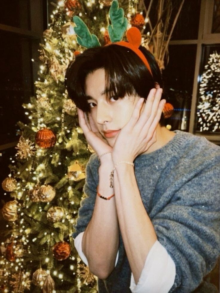 SOC-IE 💛 ˚☽˚.⋆ tweet media