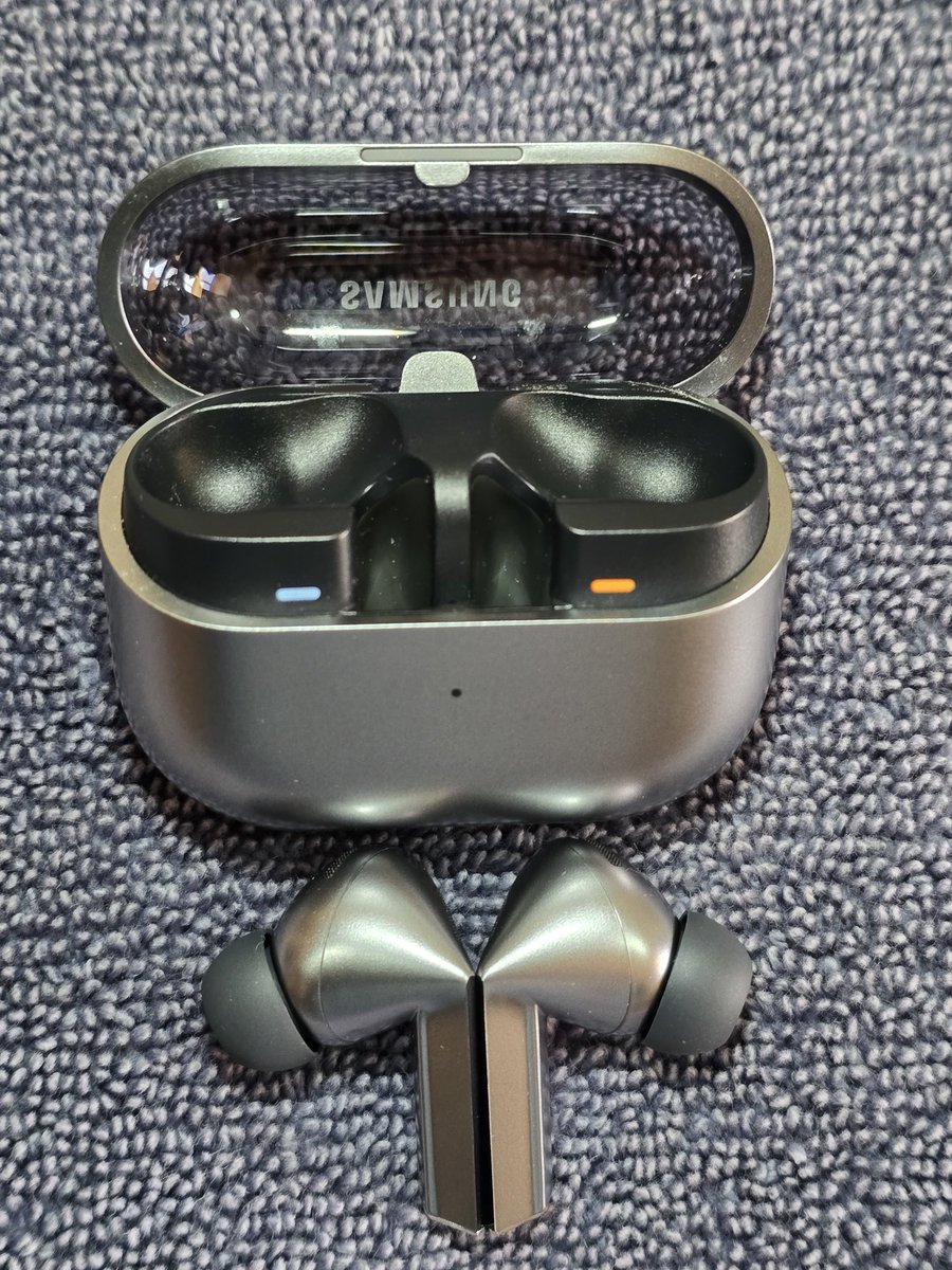 GustavCorp's tweet photo. Oye, @SamsungMexico que tan especiales son los ejecutivos de "casos especiales" que no resuelven nada y sólo hacen perder el tiempo con las garantías y/o centros de servicios!!! #galaxybuds3pro
2 veces ya fallaron

@SamsungMobile @samsungmobilemx @SamsungLatin https://t.co/QcvjyzLDZp
