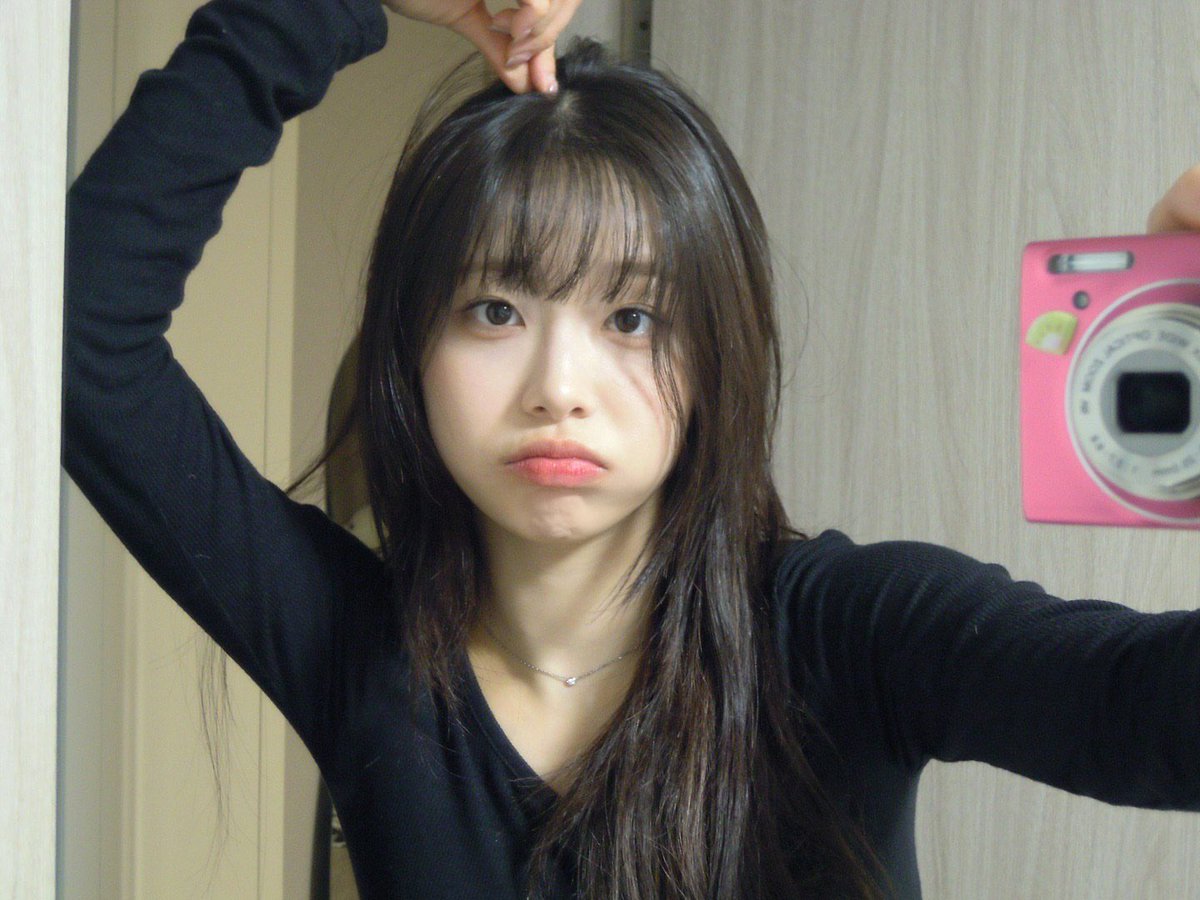 helloo, i'm kane! looking for #interactive moots ! 

— she, minor, filo
— multistan 
— any fandom will do! 
— not new to #stantwt #kpoptwt 

↻/♡ to be moots/spread, thanks! <3