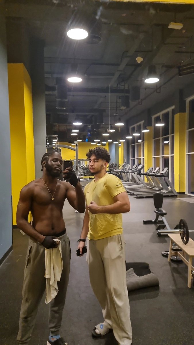 Lobbyguy💣💣 (@jhenryandoh1) on Twitter photo 