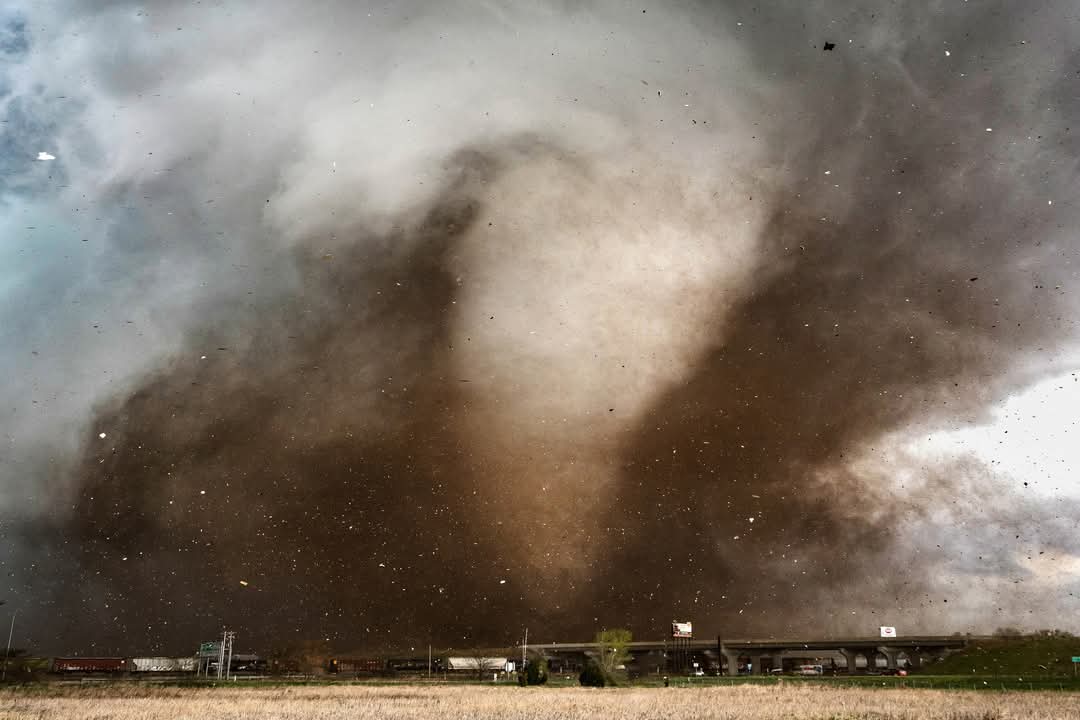 ExtremeStormJC tweet picture
