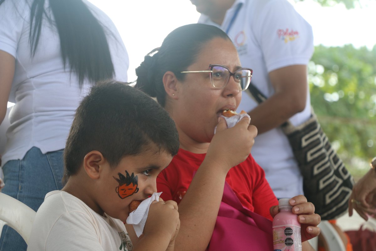 CPCMonteria's tweet photo. Agradecemos también a cada uno de nuestros asociados y a nuestros patrocinadores CostaAzul, Dismaiz y @ginnamorelo , quienes hicieron posible este evento. https://t.co/OkW0DPRXlp