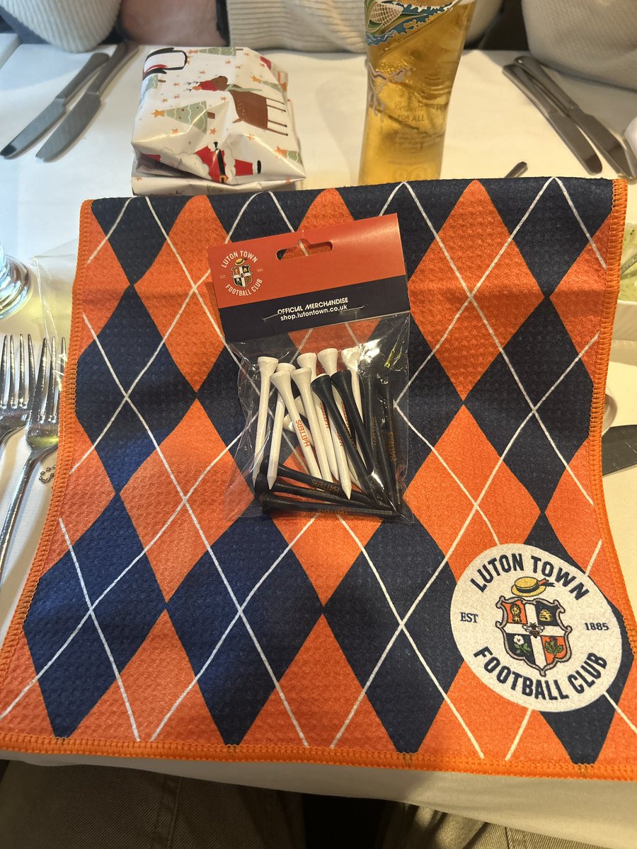 wfc_matty's tweet photo. Secret Santa… https://t.co/upsDJ7eCtt
