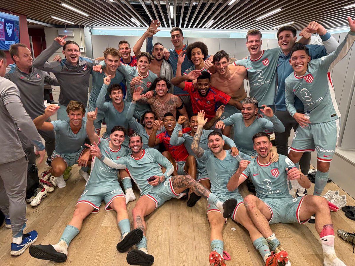 Atlético de Madrid!🤍❤️💪🏻
Qué manera de terminar el año!!