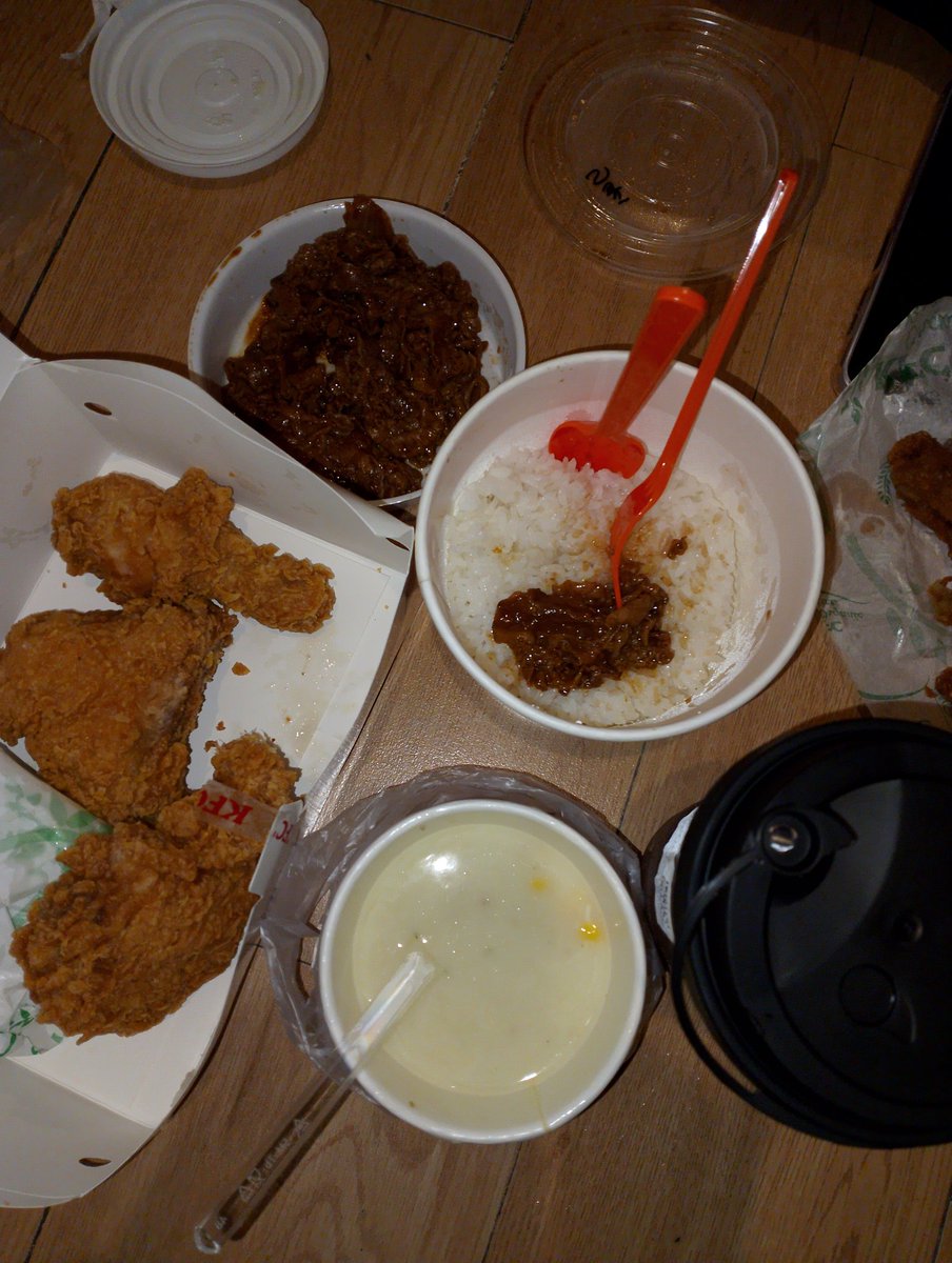 jinora (@jinoratatan) on Twitter photo 