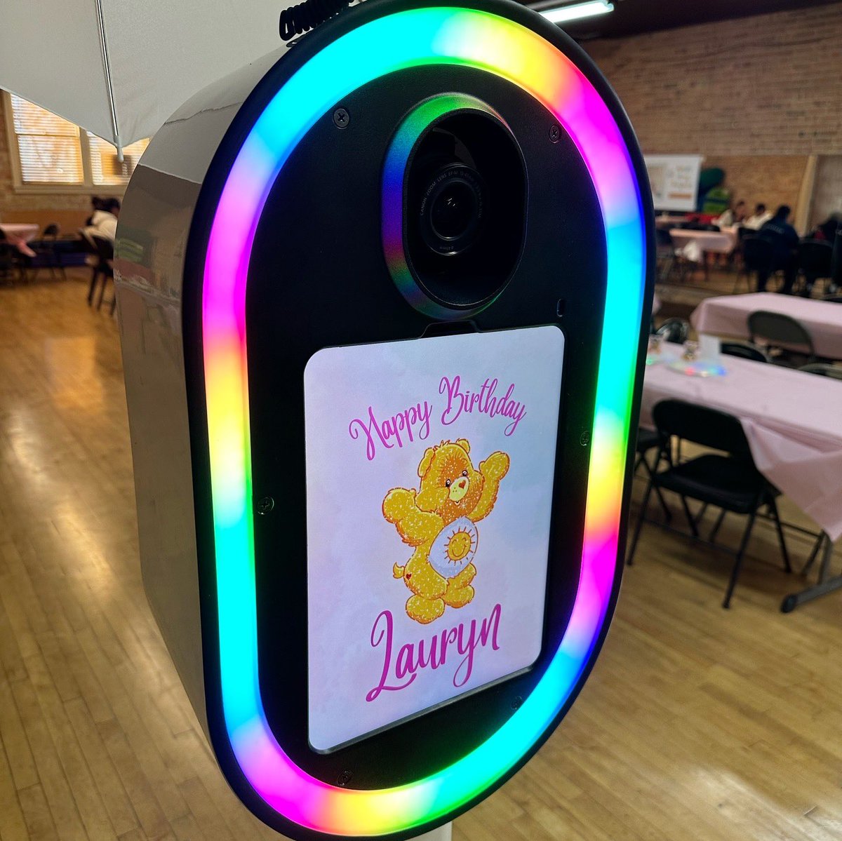CalicoEvents's tweet image. Fun little birthday party to break up the holiday rush! Who doesn’t love care bears and cupcakes? 

#carebear #birthday #party #birthdayparty #partytheme #cupcake #photobooth #photoboothrental #birthdaybooth