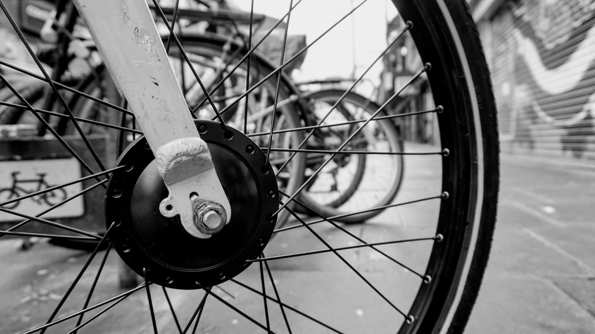 shaba81's tweet photo. #streetphotography #blackandwhitephotography #sonya5000 #bricklane https://t.co/mZ8poqwTwG