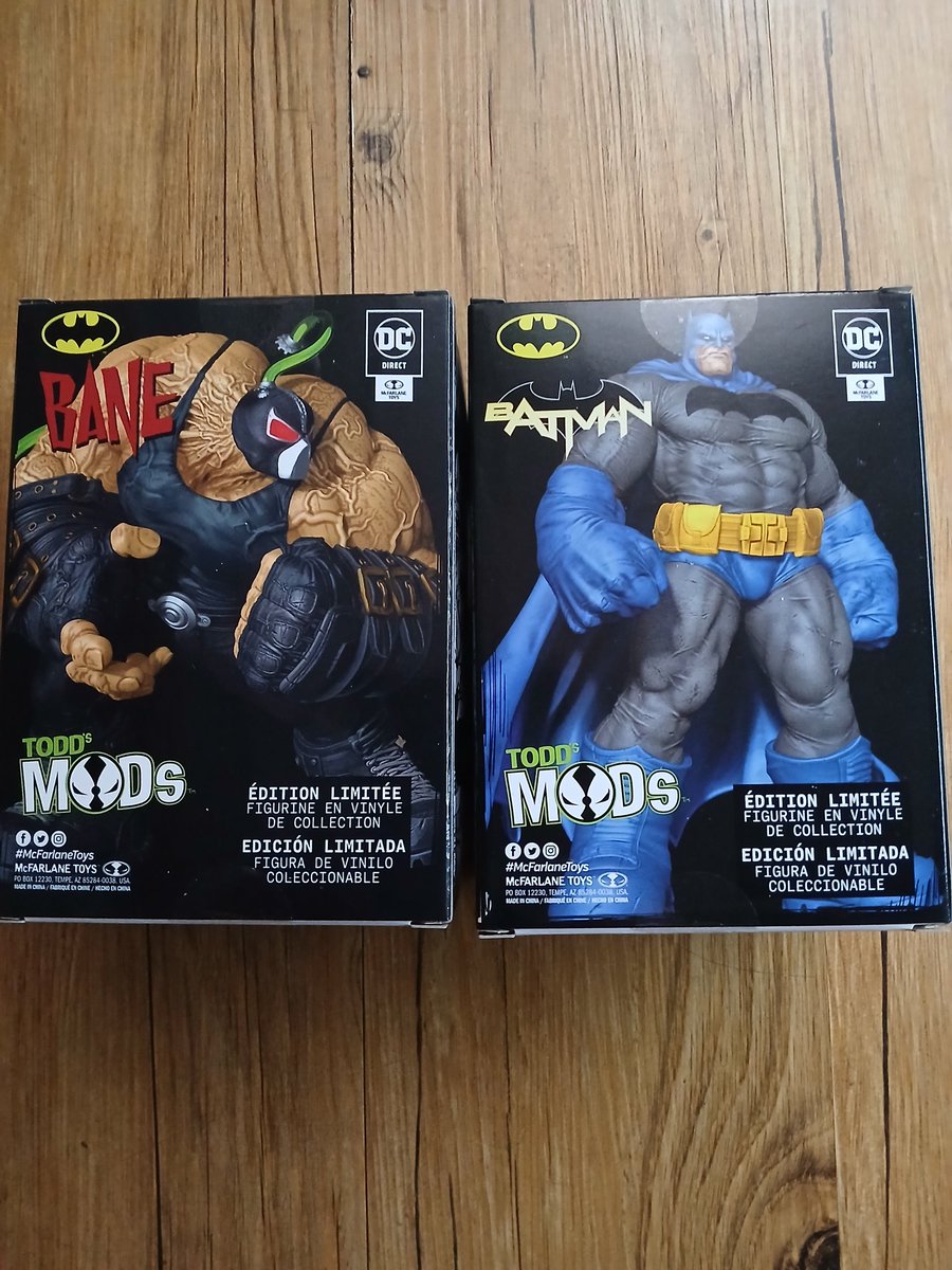 DARKdcKNIGHT's tweet image. Anyone heard of #ToddsMods

Picked these two gems up tonight from @booksamillion 

#Batman
#Bane 

Merry Christmas to me 🎄🎁