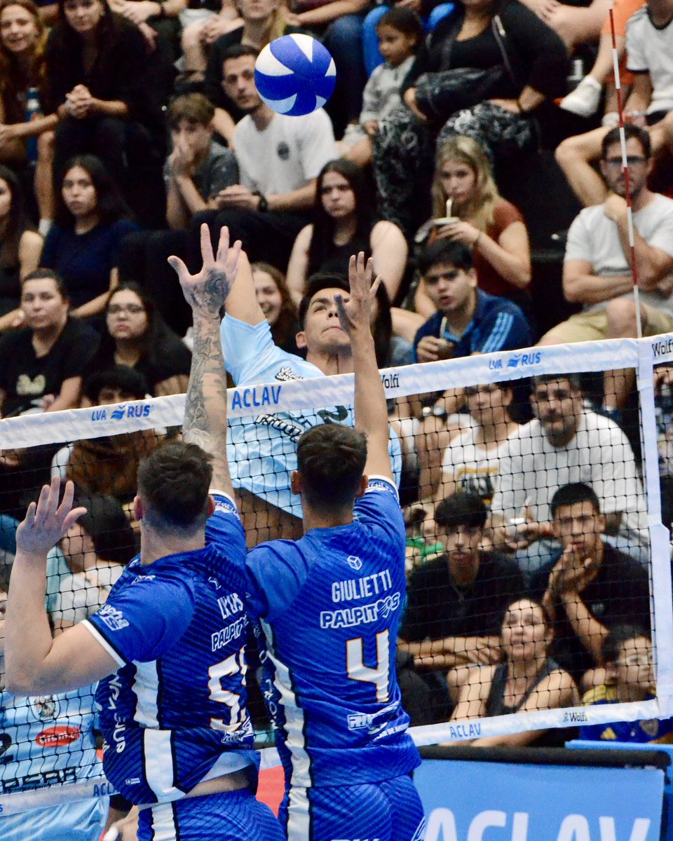 CiudadVoley's tweet image. #CopaACLAV || Final 🏆

Ciudad 1-0 Monteros (25-21)

📺 Fox Sports 

#VamosMuni