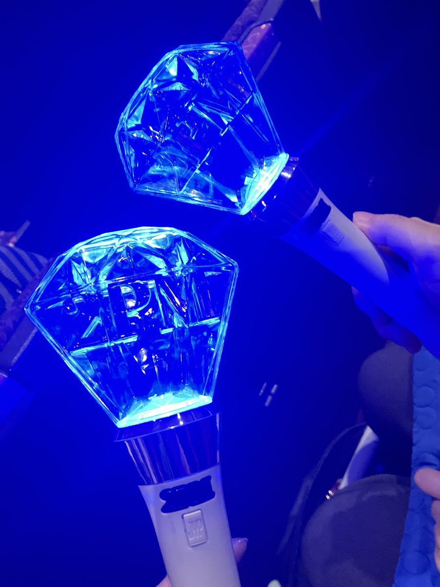 pjyc4j's tweet photo. ウヨンのペンミ、楽しすぎました😆
まさか2階席、3階席まで来てくれるなんてビックリ‼️
まんべんなく回ってくれてありがとー！
スタッフさんにも感謝です🫶🏻
また早く会えるといいな😊
39🙌 https://t.co/6JYyLmhfeK
