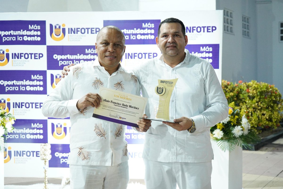 UniCaribe_'s tweet photo. #FlashInfotep 🤳
🟪🟨🟪🟨🟪🟨🟪
La comunidad académica de la IES Infotep se reúne en esta noche para exaltar a sus miembros más destacados, quienes aportan su talento y esfuerzo para cosechar logros al interior de las distintas áreas y procesos de la Alma Máter.
🟪🟨🟪🟨🟪🟨🟪 https://t.co/tH8iQ0VGng