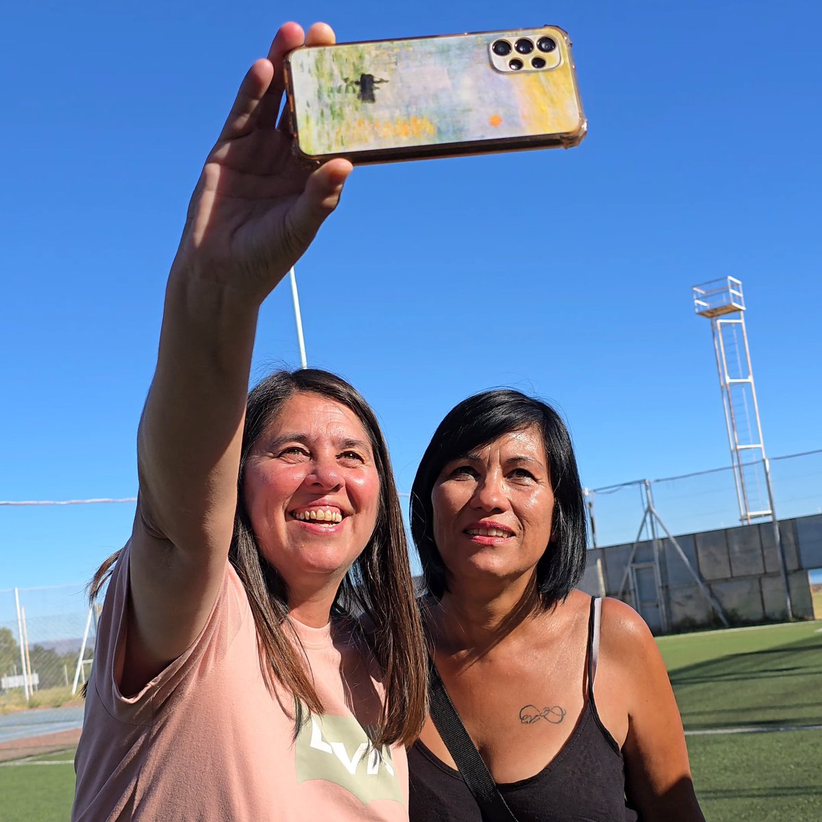 maritavillone's tweet image. 🙌 Gracias a los equipos de trabajo y a todas las personas que se sumaron a esta experiencia.  

🌞🎣 ¡Seguimos promoviendo el deporte y el disfrute de la naturaleza! @Rolo_Figueroa @julietacorroza 

#PescaConMosca #FlyCast #DeporteAlAireLibre