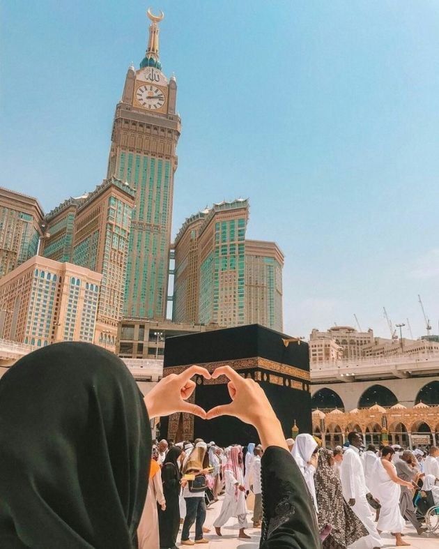 Alhamdhulillaah's tweet photo. رب إني لما أنزلت إلي من خير فقير

[Rabbi innī limā anzalta ilayya min khayrin faqīr]

My Lord! I am indeed needy of whatever good You may send to me https://t.co/xKQm97wSTP