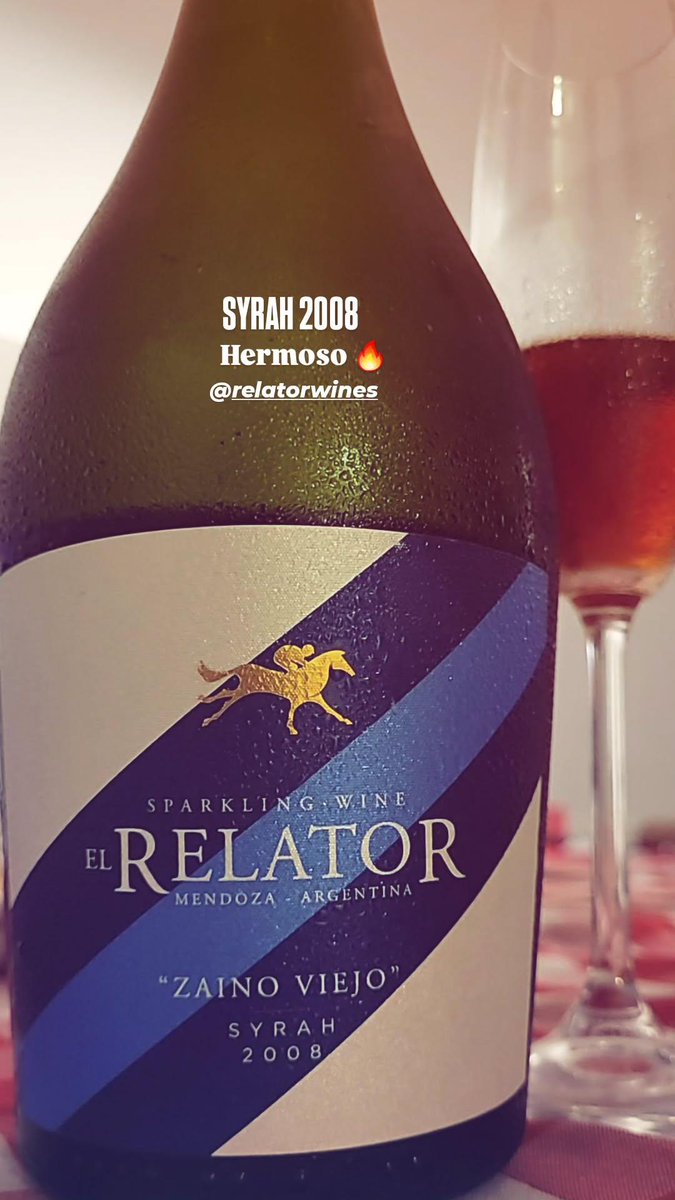 L@s q guardan, siempre tienen. <a href="/RelatorWines/">RelatorWines</a> Zaino Viejo Syrah 2008. Hermosísimo como siempre, sutileza de burbujas. La magia de Pepe Reginato en su máximo esplendor