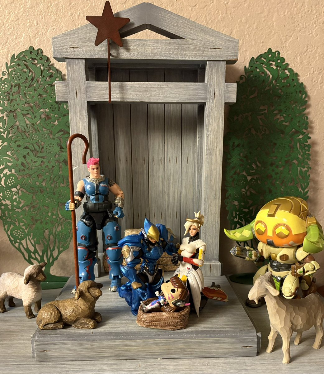 It’s that magical time of year again ✨