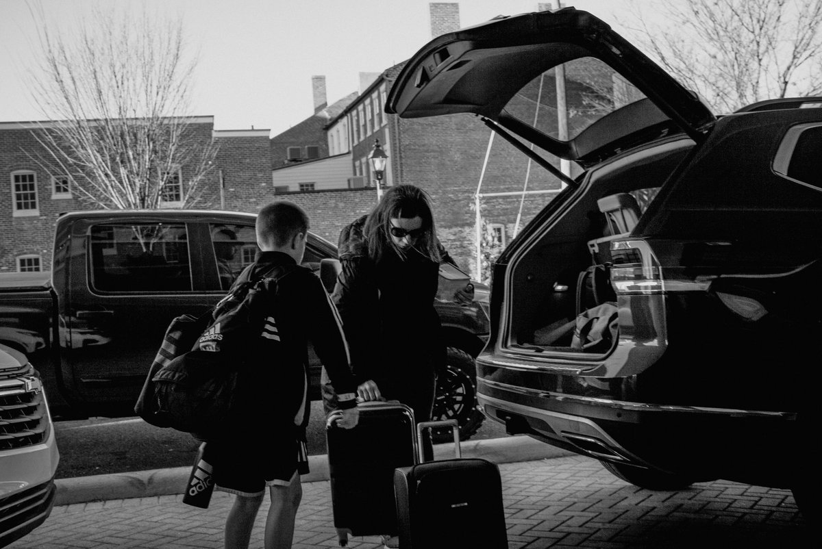 DB_sarcastico's tweet photo. Coming or Going?
#streetphotography #blackandwhitephotography #monochrome #candidphotography #peoplewatching #documentlife #downtownfredericksburg #fredericksburgva #FXBGVA #rangefindercamera #reddotcamera #LeicaM #LeicaM262 #VoigtlanderNokton35mm https://t.co/10A6a0VlGt