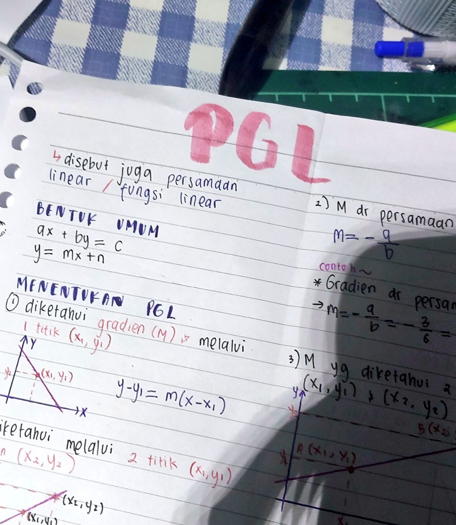 rraspberryblue's tweet image. 🗓21-12-24
                   𓆝 𓆟 𓆞 𓆝 𓆟
🫧  hari ini ngerjain soal go yang enwa sm racing soal🏃‍♀️‍➡️. buat pk nya aku ngerjain wangsit yang pgl📏
#studylife #studytwt