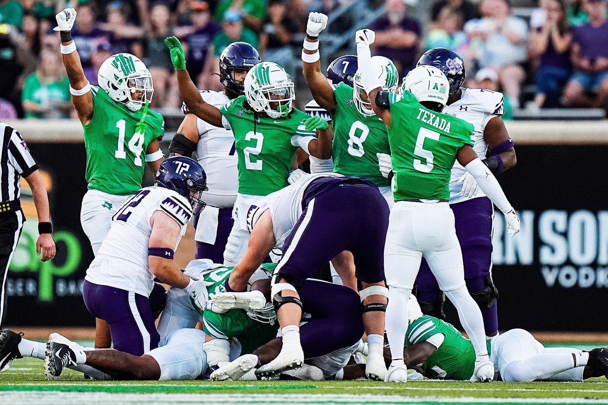 Blessed to receive an offer from North Texas @EthanRusso_UNT <a href="/JoeMartinezUNT/">Joe Martinez</a>
