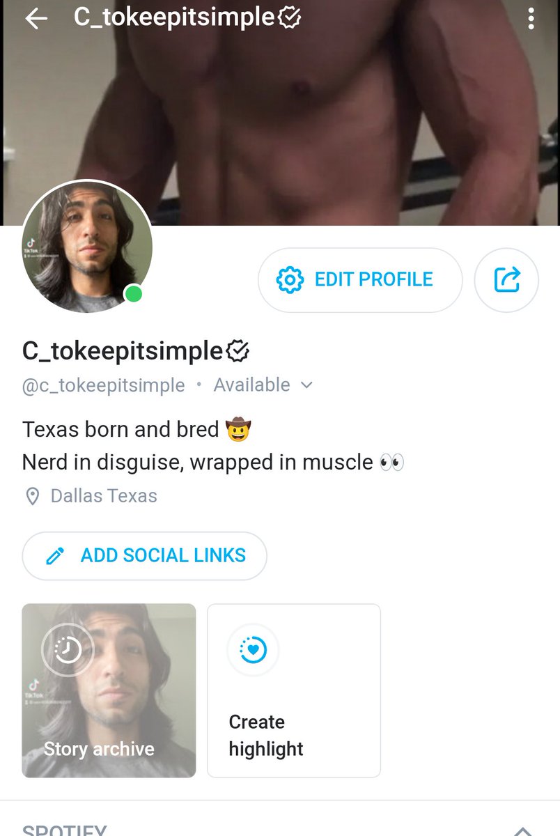 CTokeepitsimple's tweet photo. Its up👀👀 https://t.co/Q8lK1Ee4jm