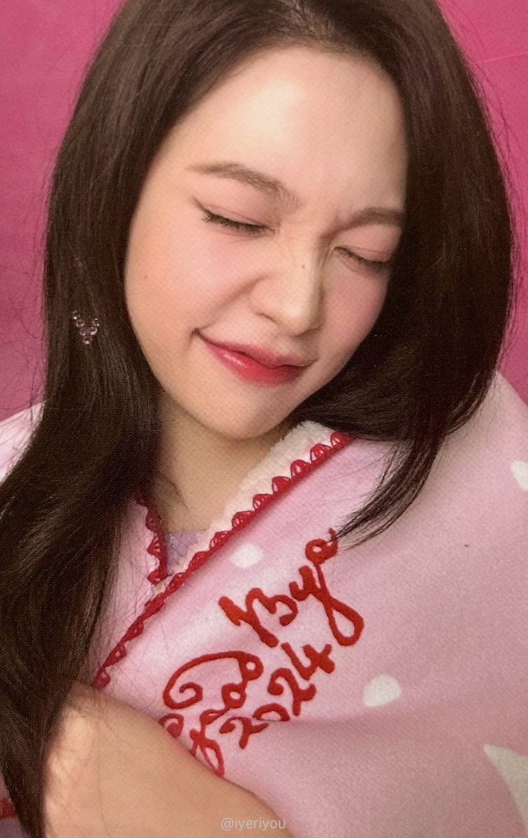 yeri pics 𐙚 (@cuteyeripics) on Twitter photo 