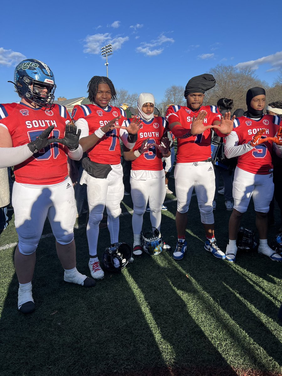 <a href="/LCBfootball/">L.C. Bird Football 🦅 🏈</a> was well represented today in the <a href="/BigRiverRivalry/">Big River Rivalry All-Star Football Game</a> game. <a href="/JaquiVaughan0/">Jaqui Vaughan</a> <a href="/Bland_James52/">James Bland</a> <a href="/Corey_Holland3/">Corey “Causing Havoc” Holland</a> <a href="/JasonWr729/">Jason Wright</a> and <a href="/JessiahParker/">Jessiah Parker</a>. South prevails in OT 20-19