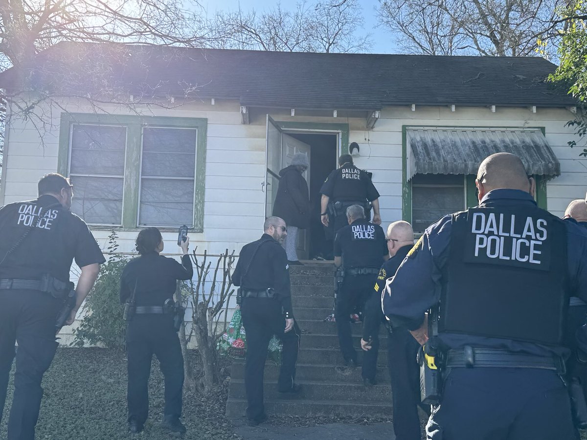 DPDReserves's tweet image. More pics of today’s awesome event! Thank you to our reserve officers and especially our donor who made everything possible! Merry Christmas and Happy Holidays!