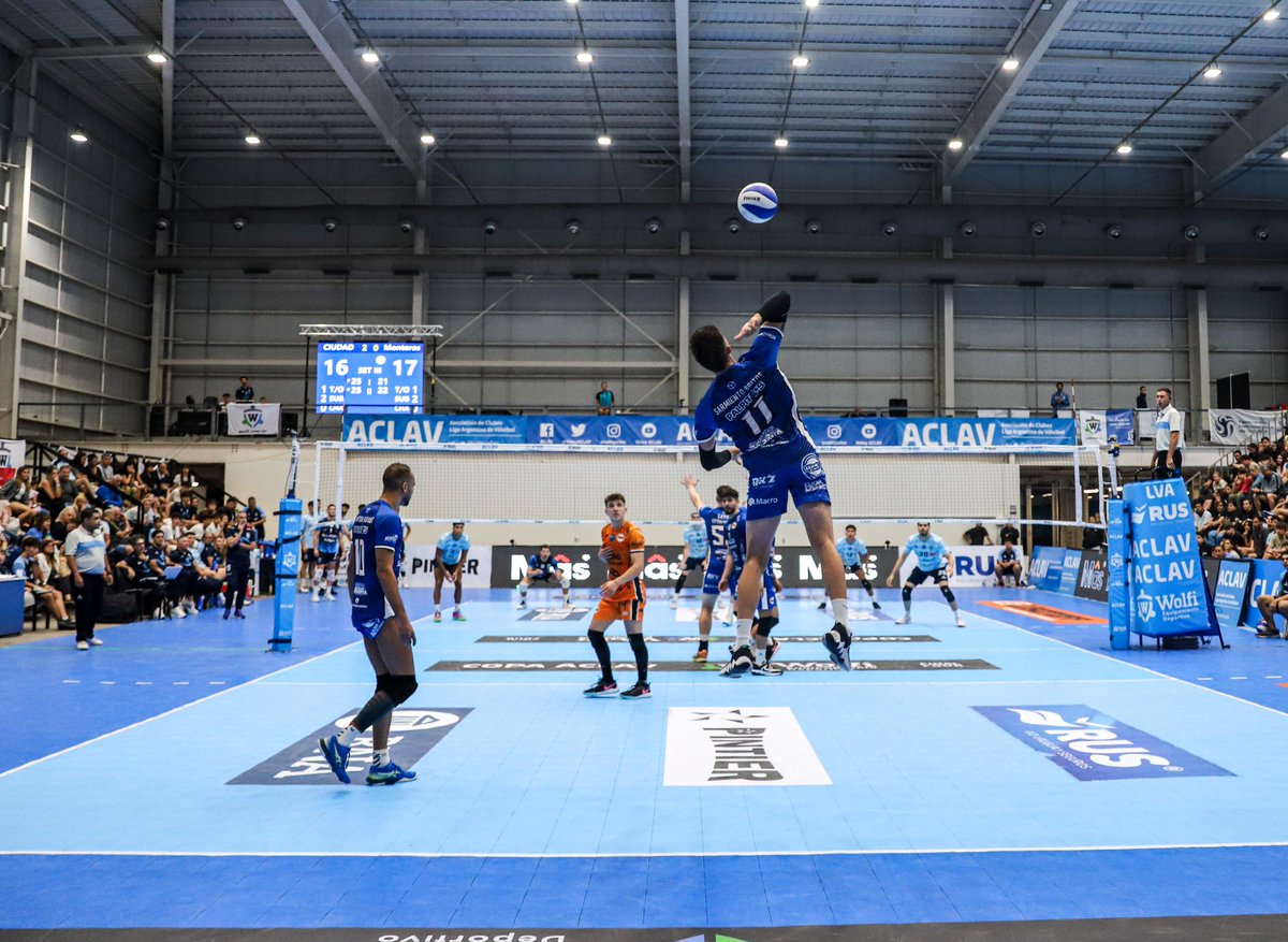 MonterosVoley's tweet image. #CopaACLAV Final del 3° Set y del partido. Monteros Vóley subcampeón y con pasajes al Sudamericano de clubes.

Copa ACLAV - FINAL

@monterosvoley 23 (0) - @ciudadvoley 25 (3)

#OrgulloNaranja 🧡
