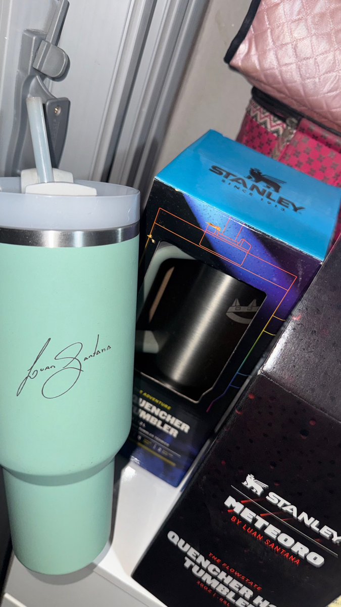 ajudando no enxoval da nossa diva Serena pq a fralda tá cara