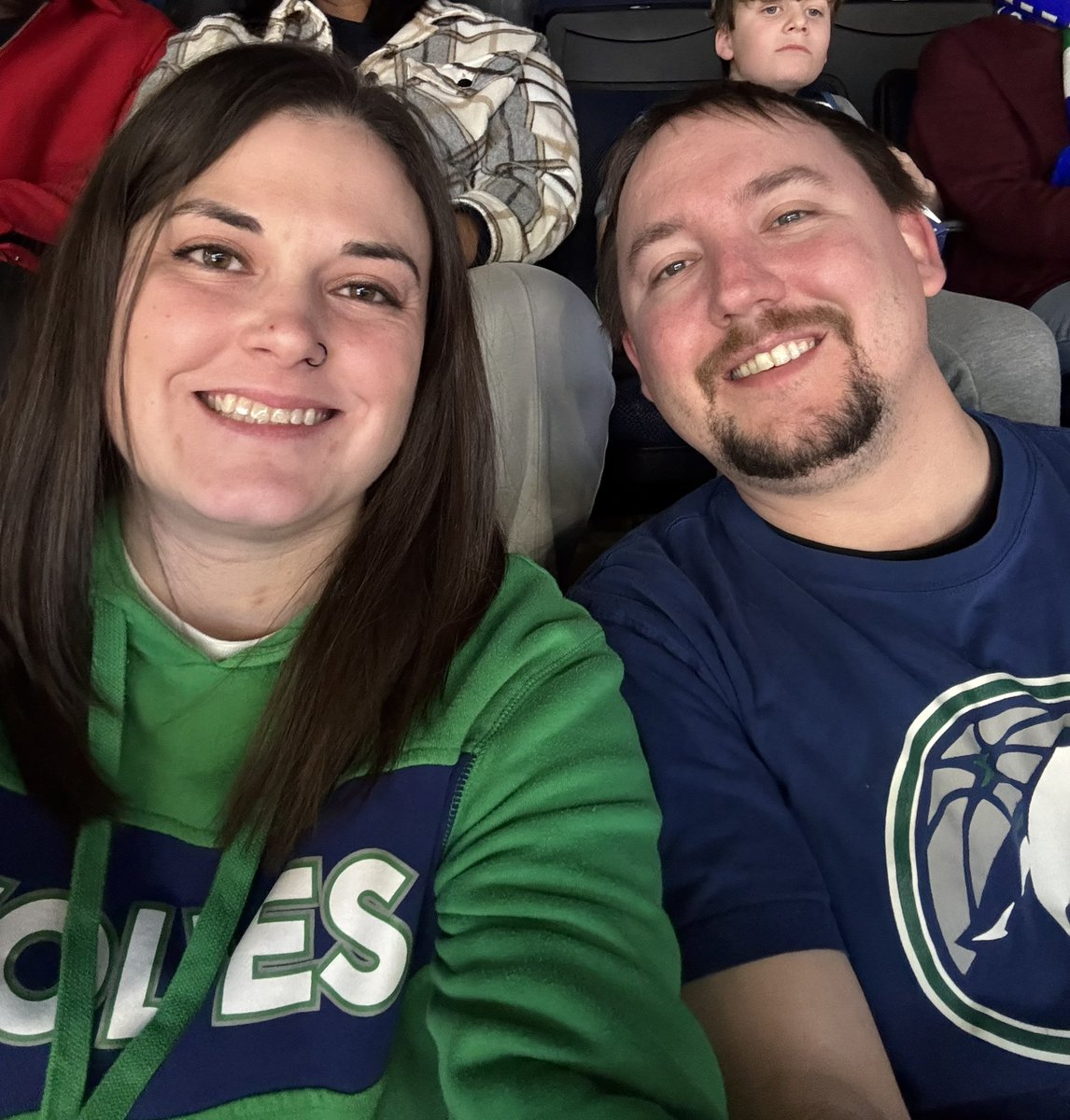 cmneph17's tweet photo. Let’s go @Timberwolves !! #Wolfpack https://t.co/k55OsR1uUQ