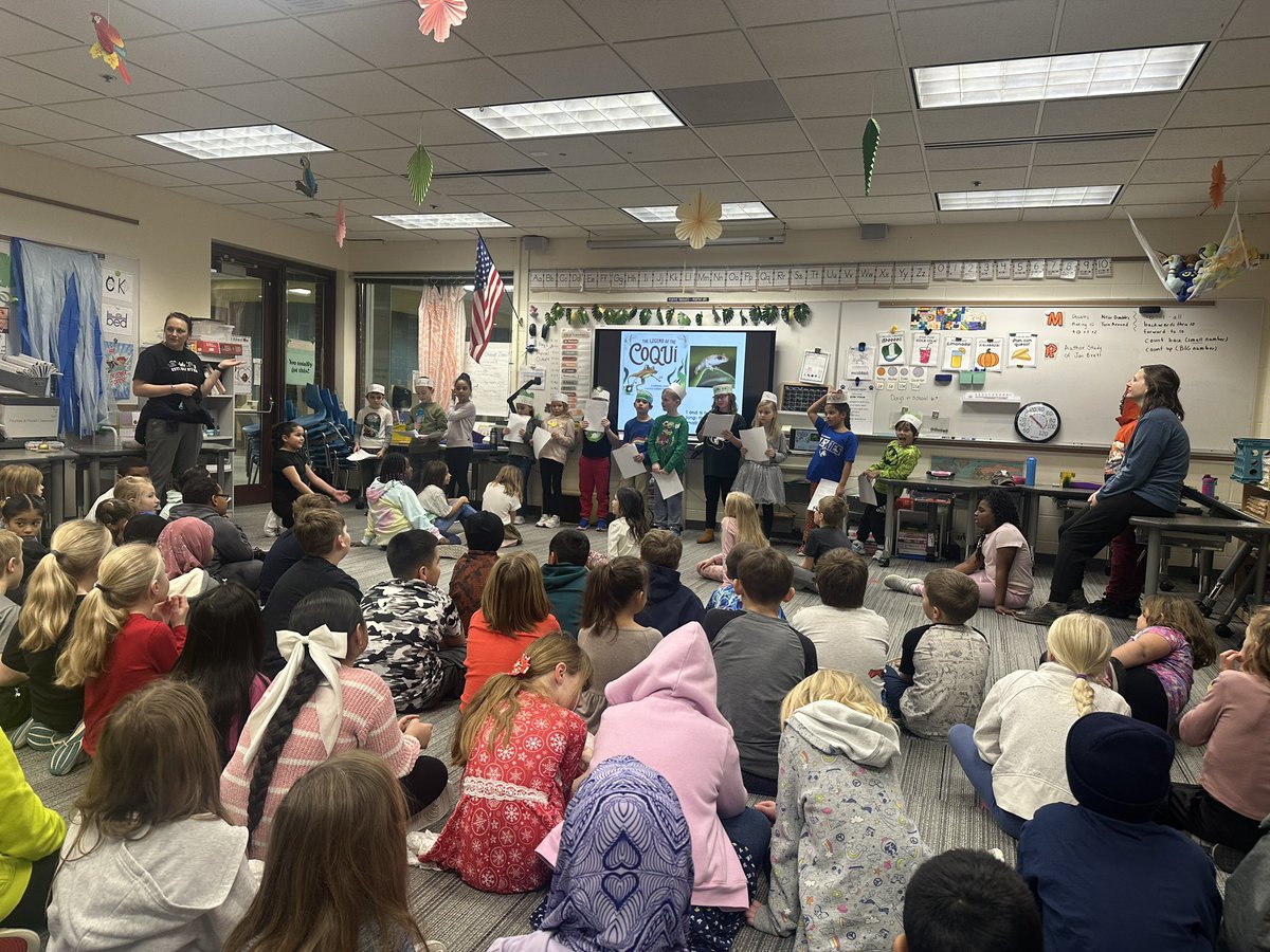 seathvalerie's tweet photo. 2nd grade at McK. became Weather Wanderers traveling to different Climates around the World: Temperate, Polar, Tropical and Desert. Ss taught about the climate and history, had a fashion show, performed plays, and forecasted the weather. #owatonnaproud #mckinleystrong https://t.co/BcQtBZDxL4