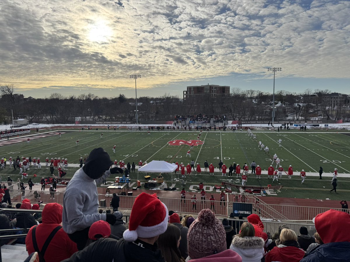 Jakob McLaren tweet media