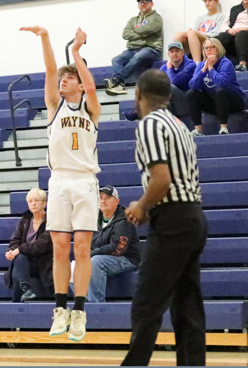 Blankenberg 23 and Twist 18 as Wayne wins 52-33 on the road in Geneva. Wayne goes to the East Aurora tournament on Dec 27th. Wayne is 5-0 overall and 3-0 in the FL-East.