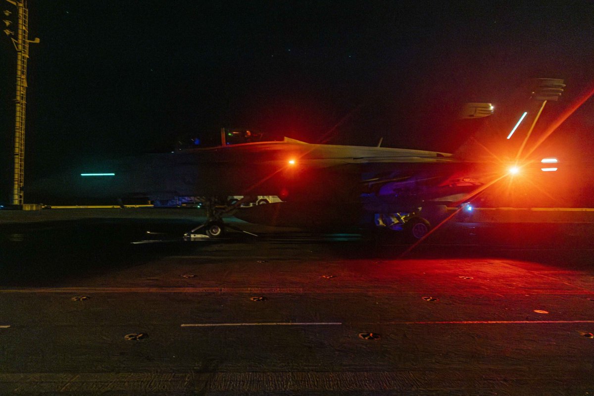 U.S. Super Hornet Shot Down Over Red Sea in Friendly Fire Incident; Aviators Safe - USNI News
news.usni.org/2024/12/21/u-s…