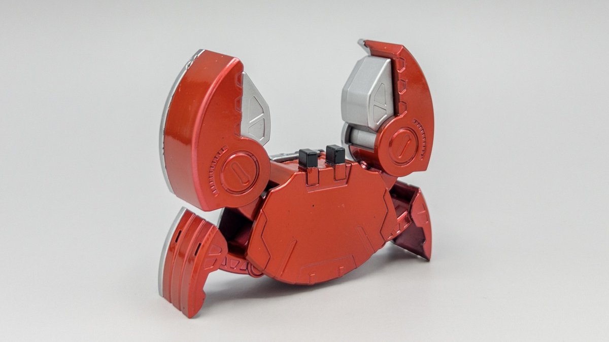96ganeya's tweet photo. カプセルトイのカニカンメカをキャンディ塗装で金属っぽくしてみました🦀
特に缶詰形態がそれっぽくなったかと思います✨
#カニカンメカ https://t.co/pmC0Iv7ntx