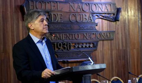 EmbaCubaArabia's tweet photo. Speech by Vice Minister, Fernández de Cossío at Series of #Cuba Talks on US foreign policy

🇨🇺 is willing to sit down with US in search of a serious relationship, based on respect for sovereignty, self-determination &amp; non-interference in internal affairs

https://t.co/1lMPd5BRNl https://t.co/Uh02jqQzj4