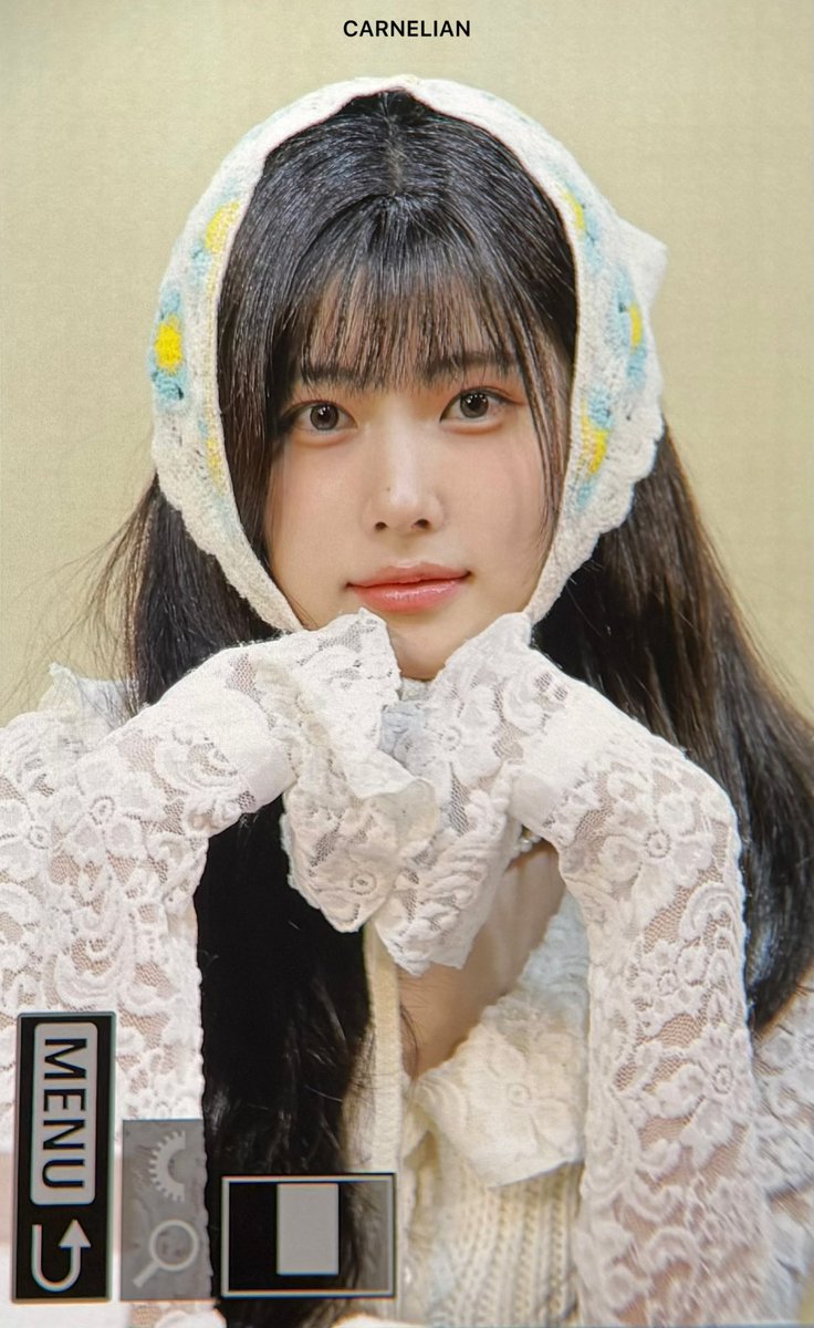 241222 2025시즌그리팅 팬싸인회 pre
#강혜원 #KangHyeWon #혜원 #Hyewon #カンヘウォン
<a href="/hyemu_official/">Team Hyemdan</a>