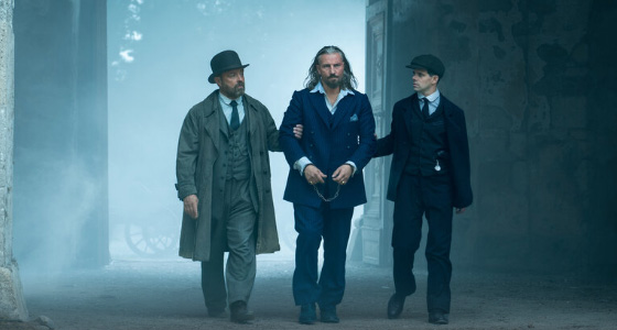 TV-Tipp: Vienna Blood - #Mephisto

Heute beginnt das #ZDF mit der Ausstrahlung der 4. Staffel.
Ich habe sie bereits gesehen: Es lohnt absolut!
#ViennaBlood

Viel zu selten gibt es gutes Kino im #ÖRR - liegt vorliegend wohl auch daran, dass der Einfluss des ZDF auf die Gestaltung